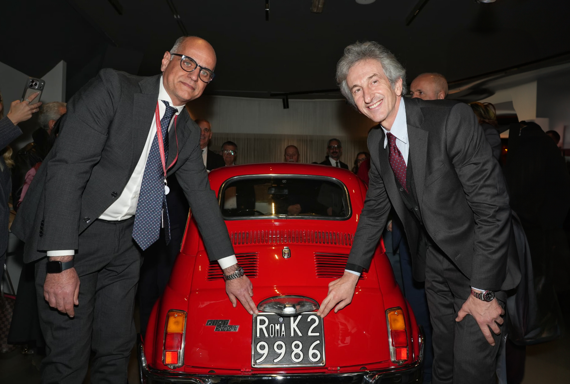 Targhe storiche: al via la produzione anche con il design d'epoca