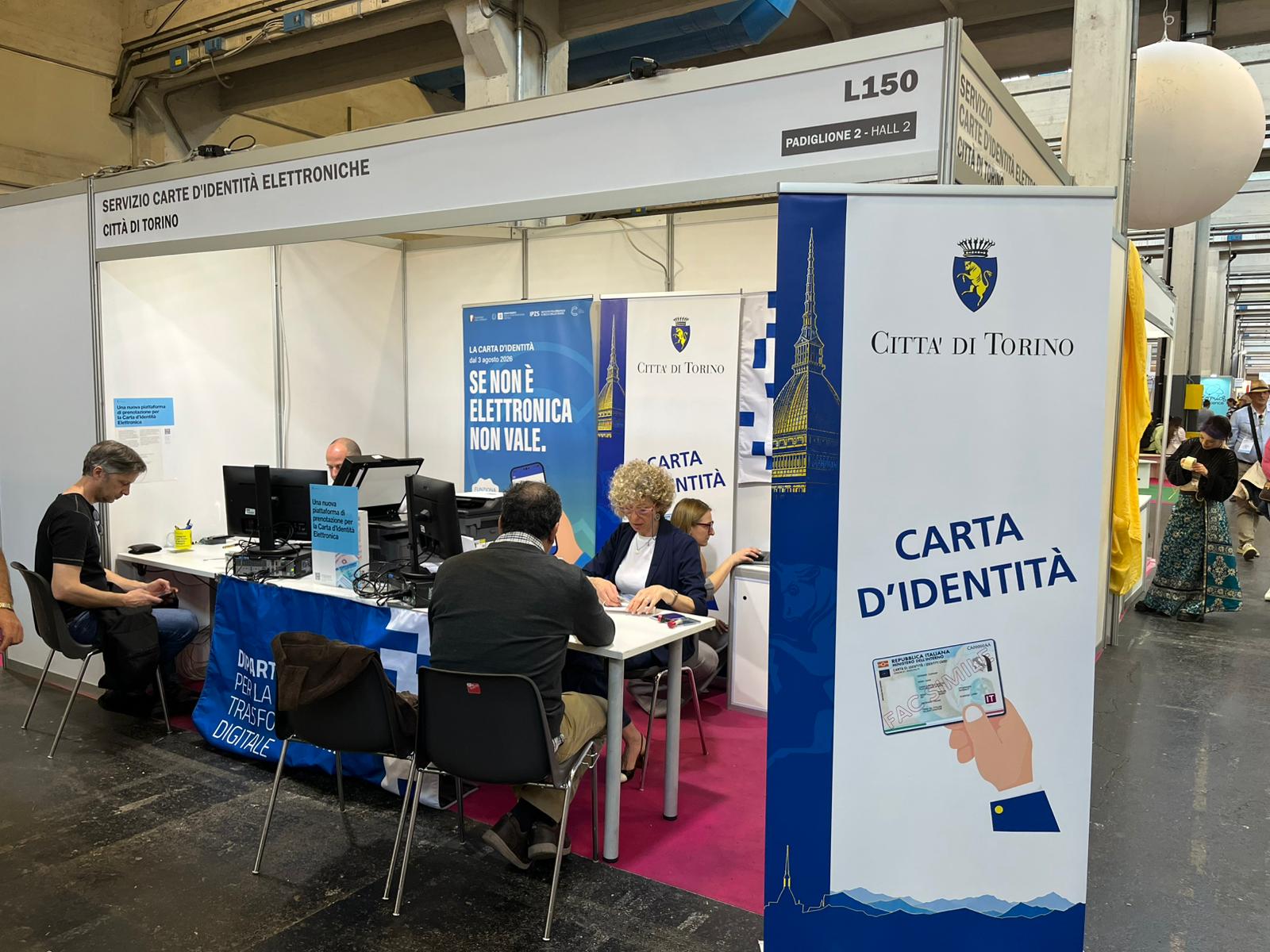 Salone del Libro di Torino: si potr� chiedere e attivare la CIE